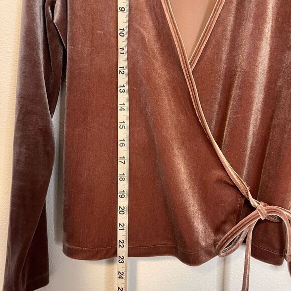 Madewell Velvet Ballet Wrap Top Warm Ash Size Small - Picture 2 of 8